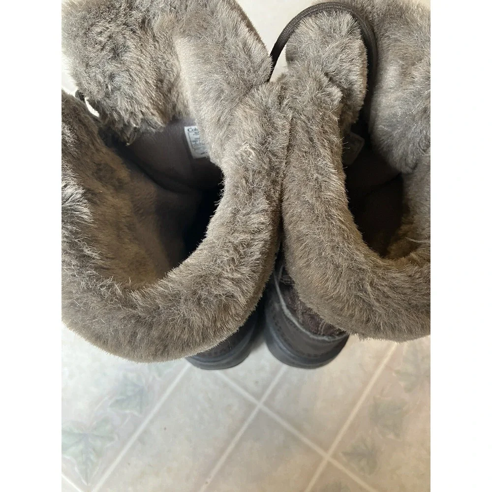 Columbia Women's Faux Fur Winter Boots 200grams Sz 9 Gray Brown Quilted Sides
